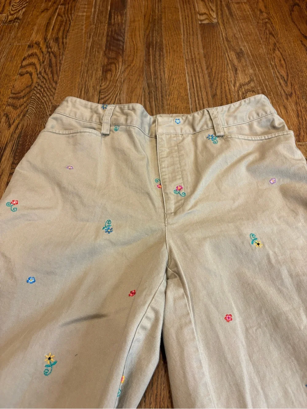 Rafaella Petites All-Over Embroidered Floral Khaki Crop Pants - Size 4P